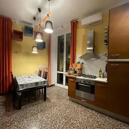 La Storica Dal Monolocale * Генуя